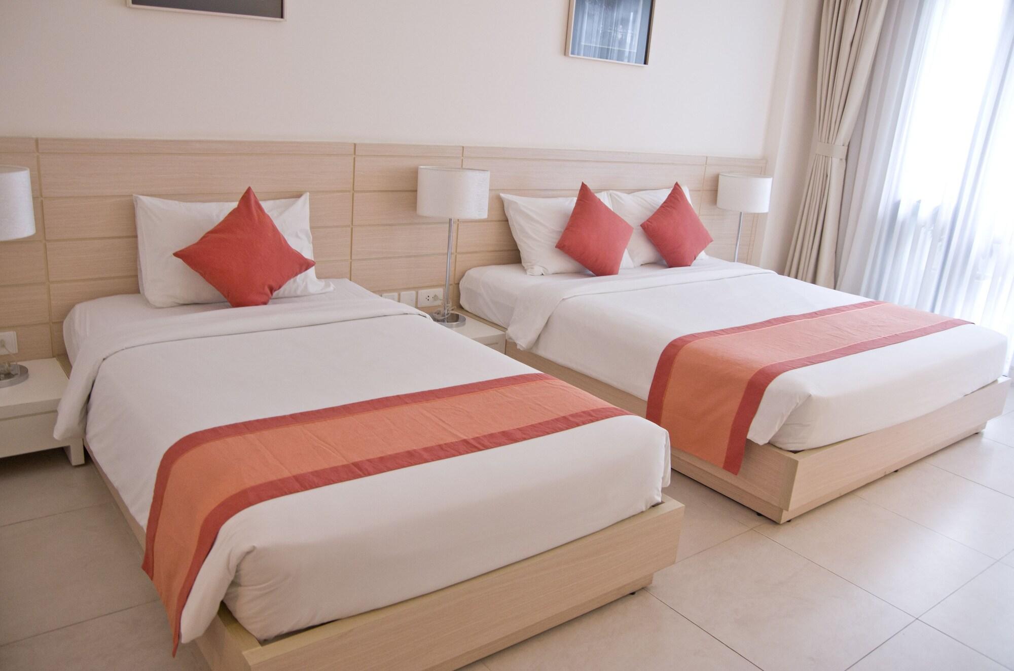 Nhi Phi Hotel Нячанг Екстер'єр фото